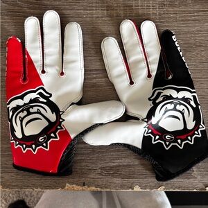 Georgia college football gloves